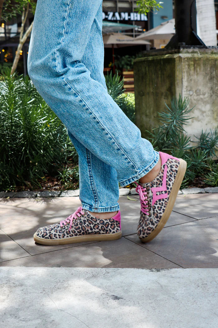 New Earth - PINK FLAMINGO SNEAKER. (EXCLUSIVE,LIMITED EDITION) - PRE ORDER